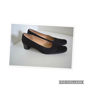 Salvatore Ferragamo low heels